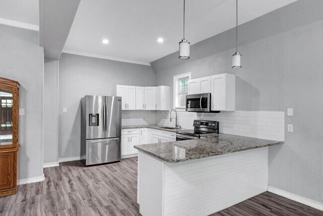 Photo - 125 Allsup St Casa