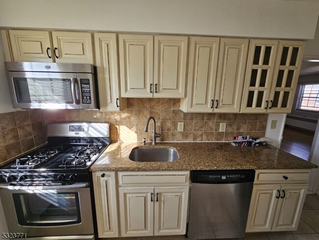 Photo - 24 W Roselle Ave Apartamento