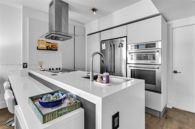 Photo - 55 SE 6th St Unit 3007