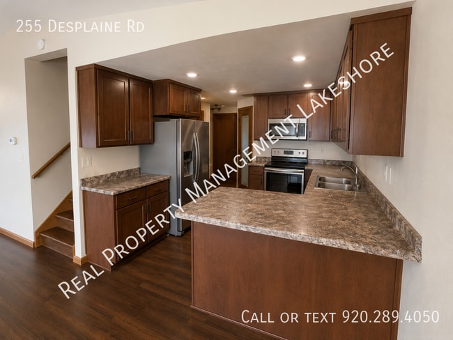 Photo - 255 Desplaine Rd