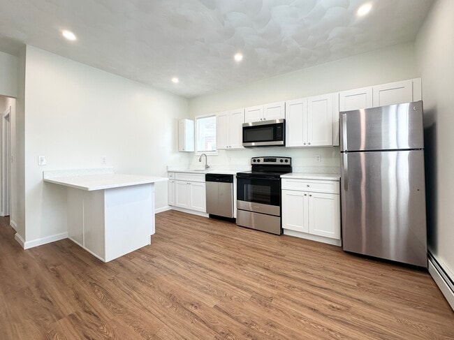 Building Photo - 150 Indiana Ave Unit 2 Rental