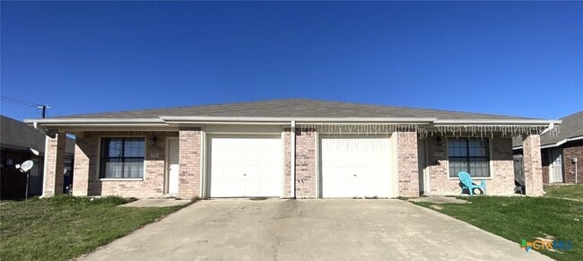 Building Photo - 2910 Ashley Dr