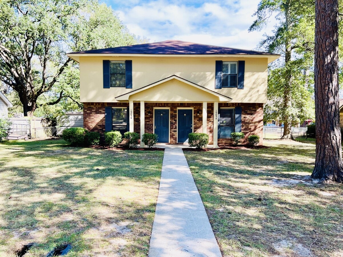 Photo - 1905 Elkhorn Ln