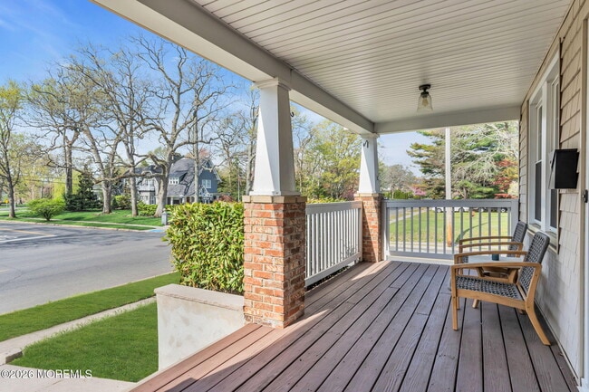 Photo - 115 Grassmere Avenue