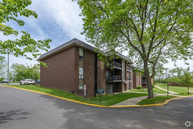 Alternate View - Fox Hollow