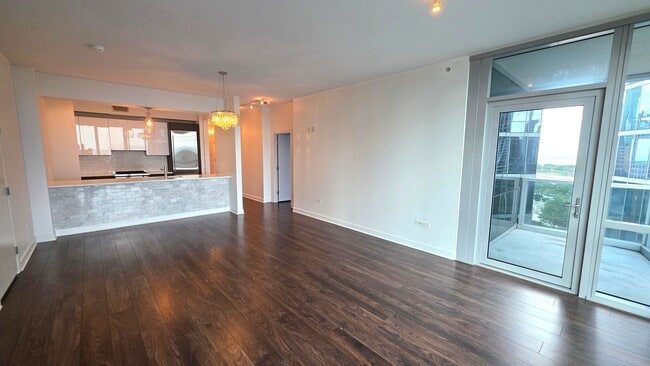 Photo - 1201 S Prairie Ave Unit 1104