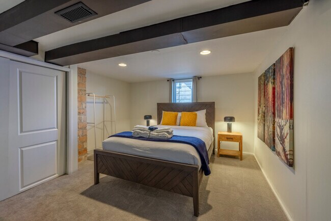 Photo - 356 E Utopia Ave Unit ID1249886P