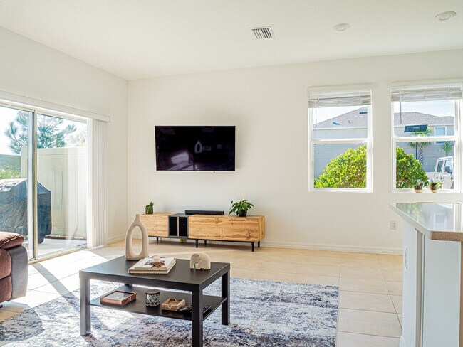 Photo - 2350 Paravane Wy