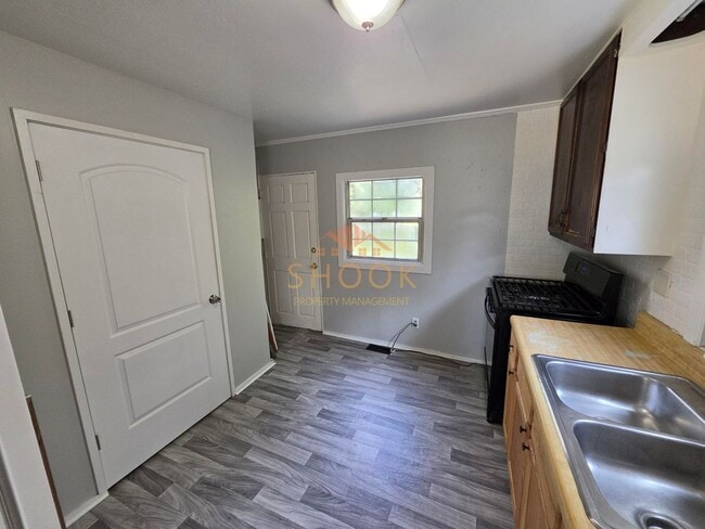 Photo - 2 BR
