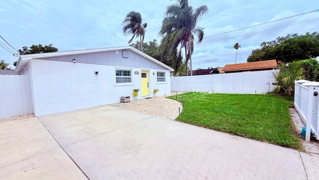 Photo - 7006 N Duncan Ave