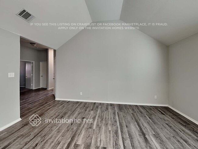 Photo - 7041 Meandering Creek Ln