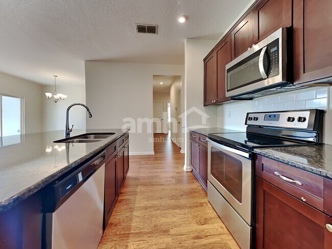 Photo - 8179 Radican Rd