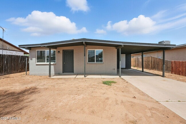 Photo - 130 W Harding Ave