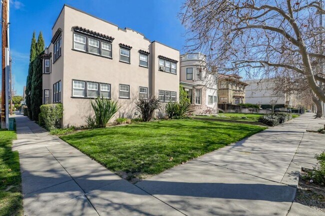 Photo - 20 Hensley St