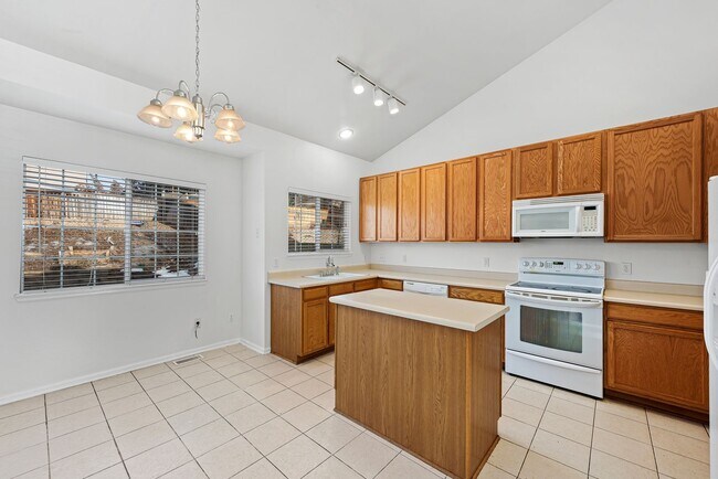 Photo - Highlands Ranch Beauty