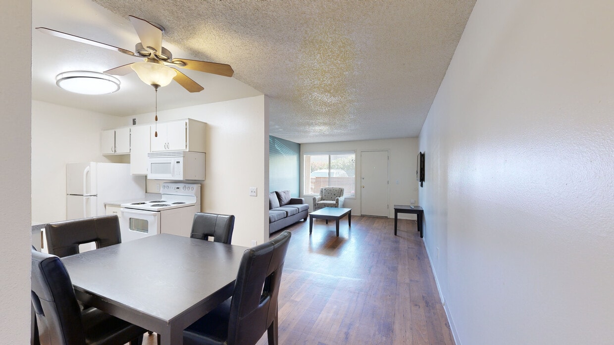 Photo - College Town Tucson Apartments
