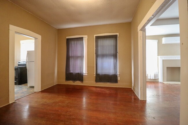 Building Photo - 2237 North St Rental