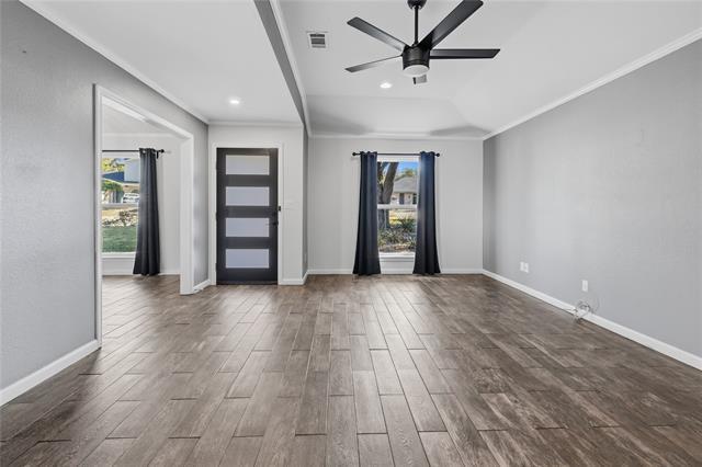 Photo - 1607 Malibu Dr