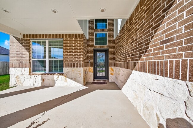 Photo - 3025 Waxwing Dr