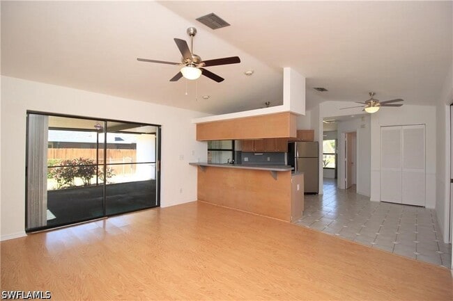 Photo - 224 Erie Dr