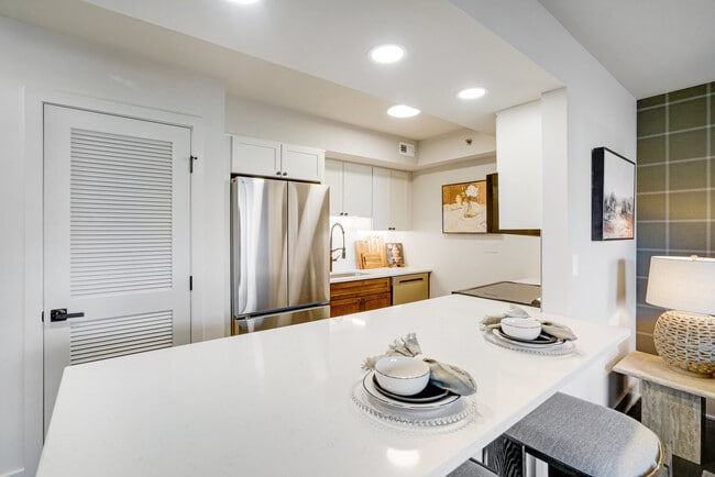 Building Photo - Cortland at National Landing Rental