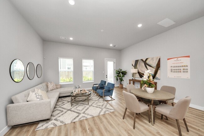 Photo - 5809 Francis Oak Ln