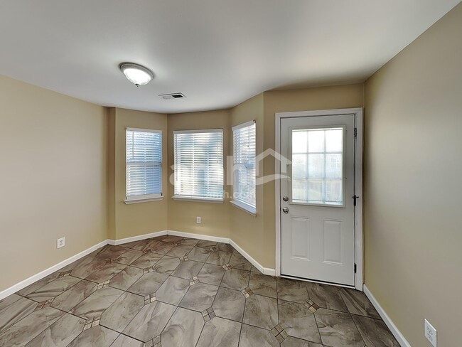 Photo - 2069 Prescott Way