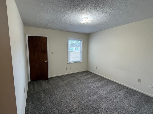 Photo - 2 Bedroom 1 Bathroom