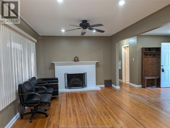 Photo - 3130 Academy Dr