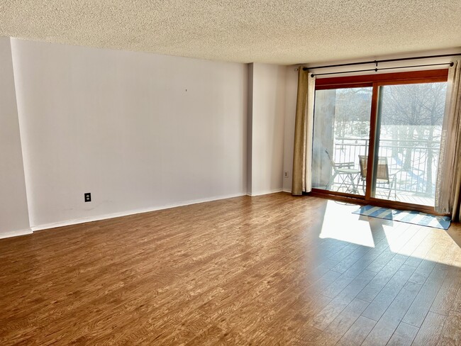 Photo - 210 W Grant St Condo Unit 112