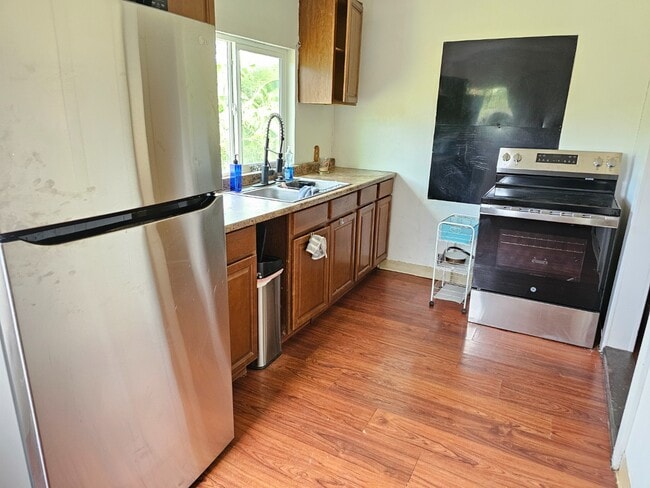 Photo - 2 Bed / 1 Bath Apartment with 1 Parking. Unit House C