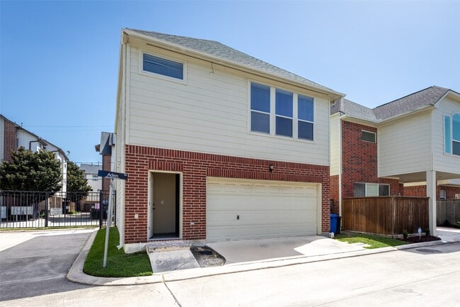 Photo - 1716 Aden Dr