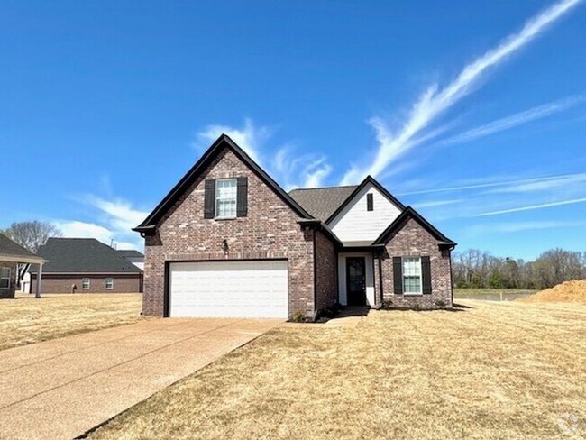 Building Photo - Move In Special! Half off of June Rent! Co... Rental