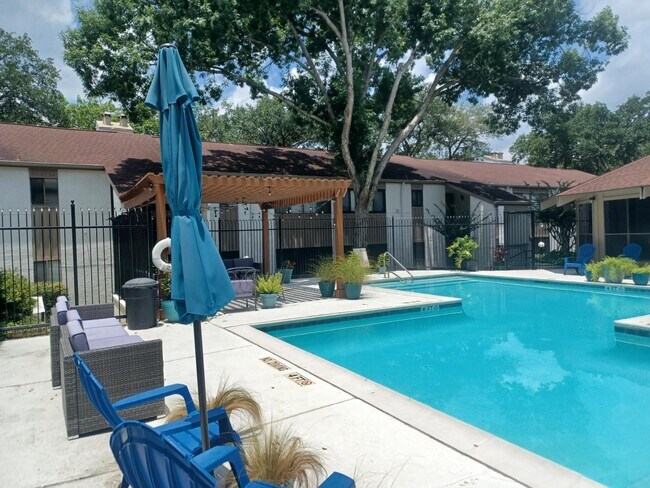 Photo - 12100 Melville Dr Unit 206B