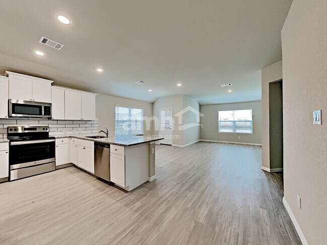 Photo - 2713 Iberia Ct