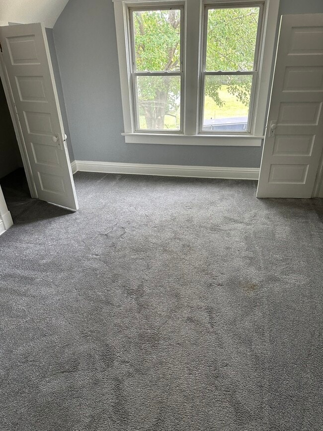 Photo - 109 N Lawndale Ave