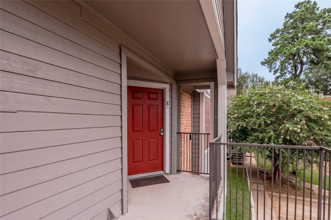Photo - 2402 Sycamore Ave Unit D8