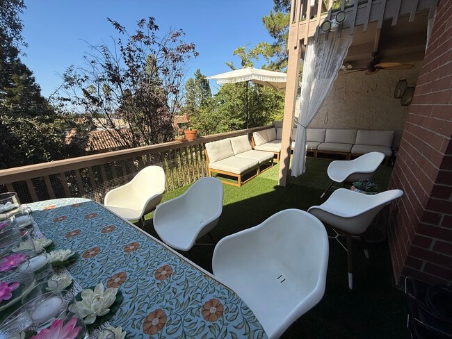 Photo - 109 El Porton