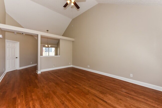 Photo - 1241 Alandee St