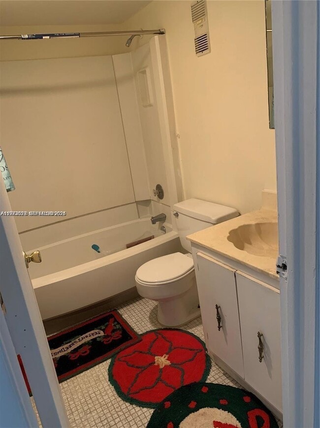 Photo - 4241 NW 19th St Unit 170