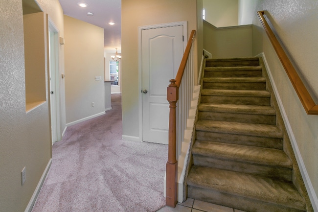 Photo - 5600 W 3rd St