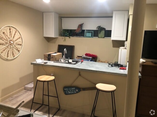 Building Photo - 25 Nut Island Ave Unit 1 Rental