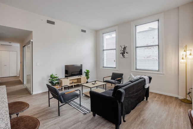 Photo - 9-JAN-JAN E 4th St Unit ID1223670P