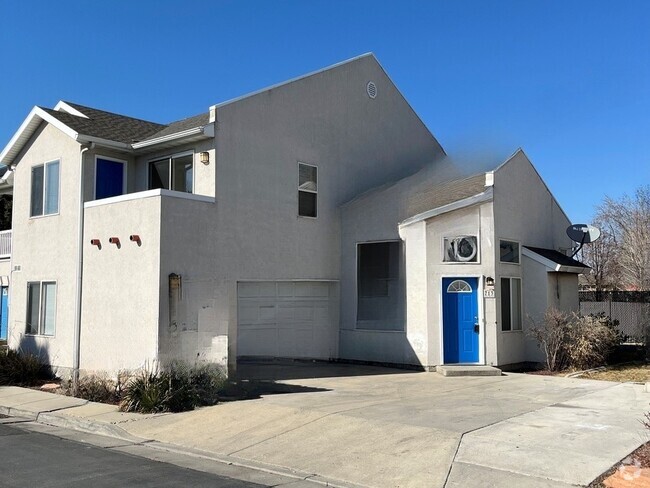 Building Photo - 723 E Dorado Ct Rental
