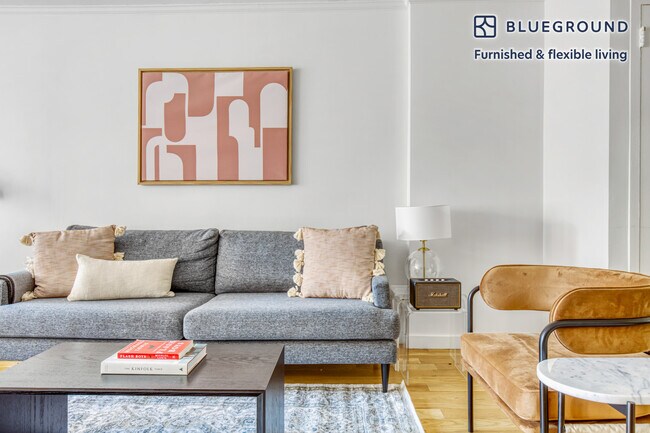 Photo - 145 4th Ave Unidad FL10-ID559