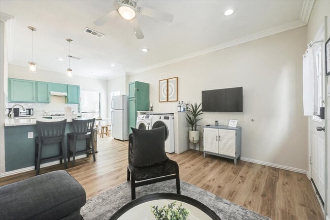 Photo - 7006 Shipp Rd Unidad ID1056392P