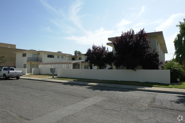 Building Photo - 1680-1690 Ellen Ave Rental