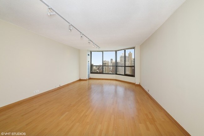 Photo - 405 N Wabash Ave Unidad 4702