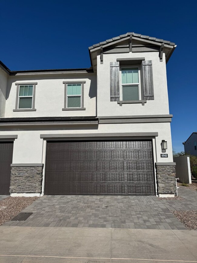 Brand New 4 Bedroom Gated Scottsdale Commu... - Brand New 4 Bedroom Gated Scottsdale Commu... House