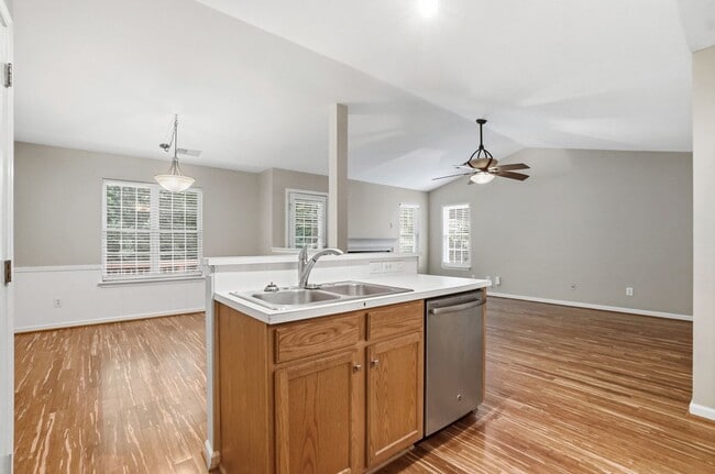 Photo - 2830 Black Walnut Ln